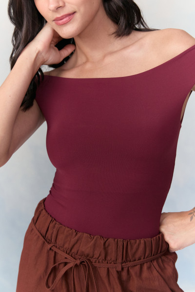 Blusa Ombro A Ombro Malha Poli Vinho