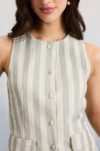 Colete Decote U Sky Preto