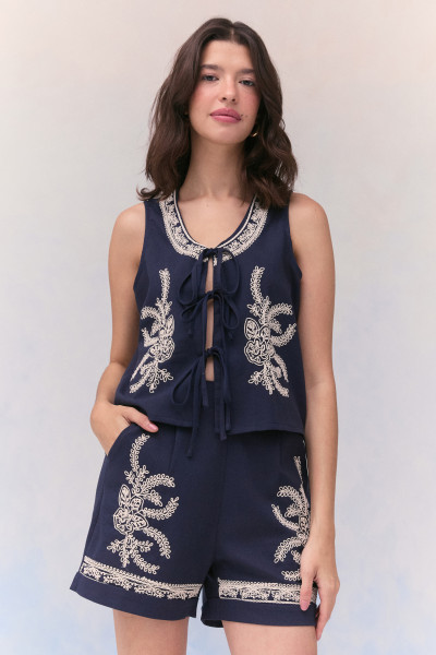 Colete Bordado Ayane Marinho