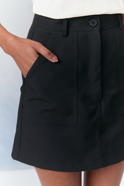 Saia Alfaiataria Yume Preto