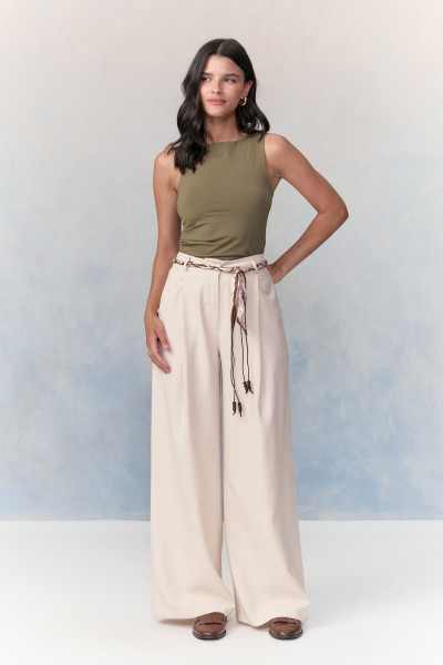 Calça Reta Gisela Areia